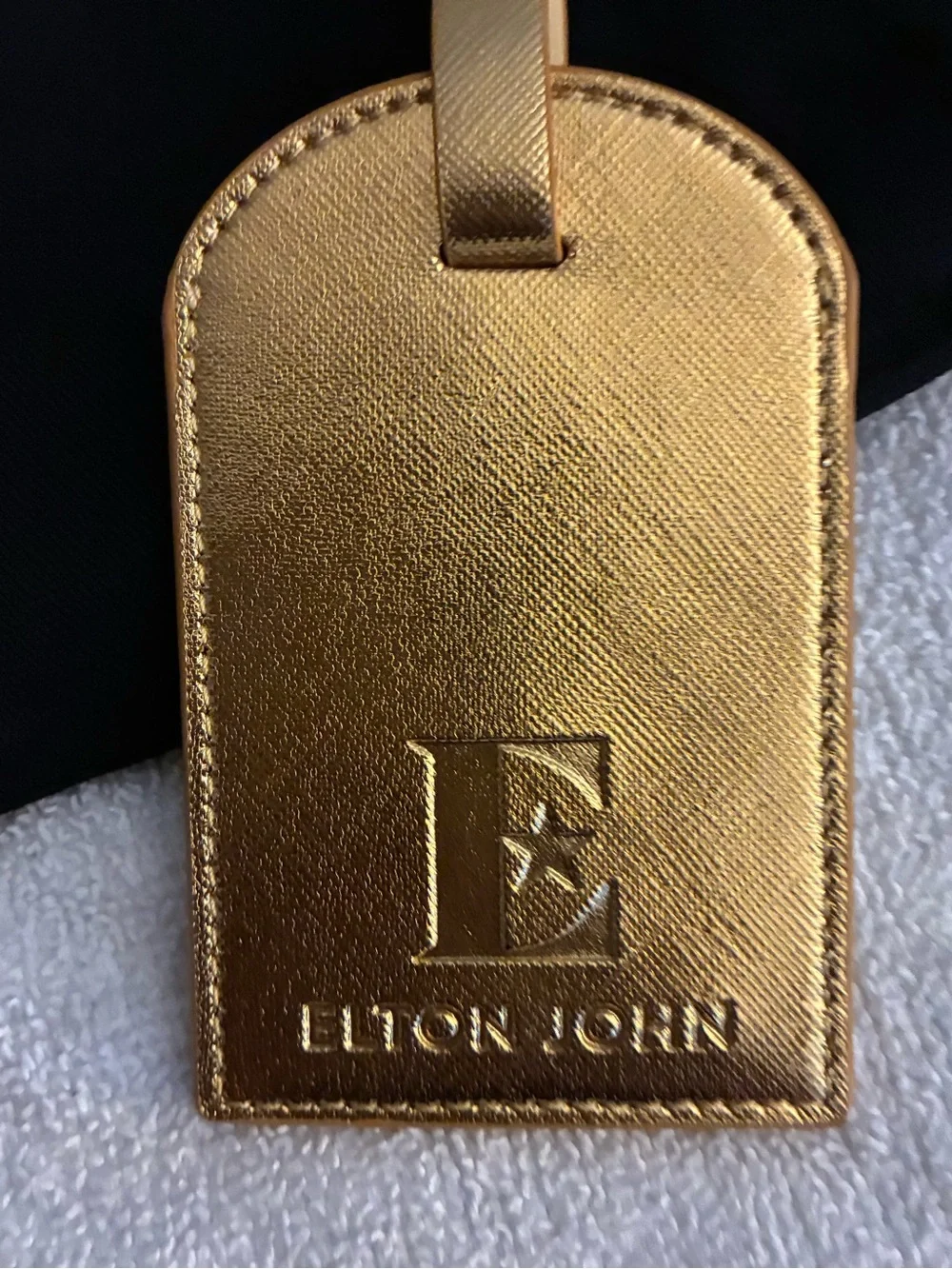 Elton John Goodbye Yellow Brick Rd. Tour VIP gift set. Tote Bag w/Gold toned